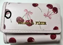 メゾンドフルール　さくらんぼ　チェリ柄ウォレット 【最終お値下げ】