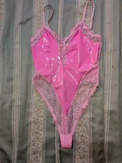 3590 ⭕️最高級品⭕️ピンク ハート型ボディスーツ M