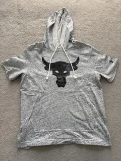 UNDER ARMOUR 半袖パーカー M