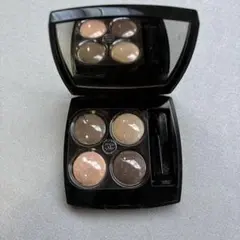 CHANEL レ キャトル オンブル　4色アイシャドウ