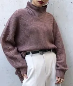 ページボーイ　アゼハイネックプルオーバー