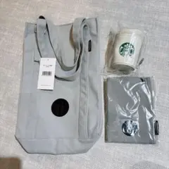 スターバックス　福袋2026　トートバッグとサコッシュとポーチ