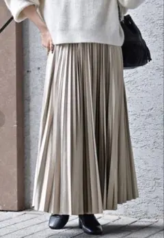 simplicite ベイクルーズ　マットシャイニープリーツスカート