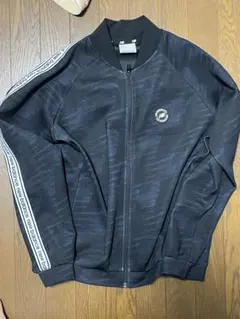 n*i様 new balance トラックジャケット　ジャージ　Mサイズ