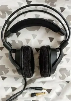 audio-technica エアーダイナミックヘッドホン ATH-AVA500