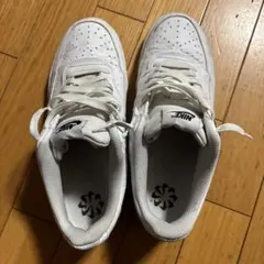 NIKE ホワイト/ブラック スニーカー