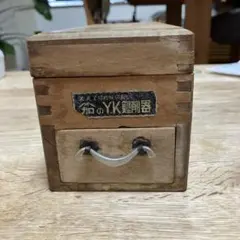 Item thumbnail for item b5f85d8c-bf77-4008-8ac7-6af148a6e29a