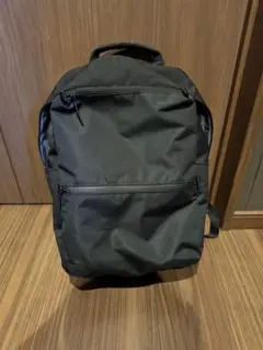 ユニクロ　ファンクショナルバックパック