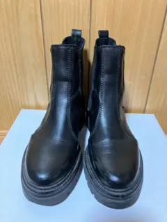 Item thumbnail for item 378c84ea-a135-492b-9b37-b58622d8bbae