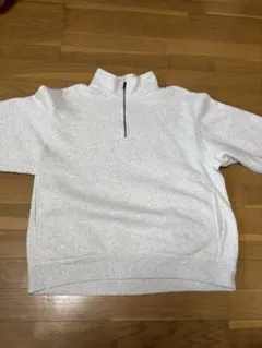 ハーフジップ ライトグレー 半袖トレーナー