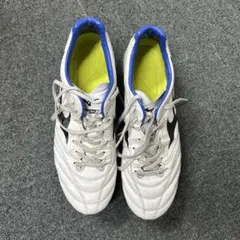 ミズノ　サッカースパイク　モナルシーダネオ 28.5cm