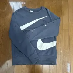 Nike スウッシュロゴ トレーナー ネイビー