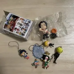 ONE PIECE ワンピース　フィギュア　キーホルダー　7点セット