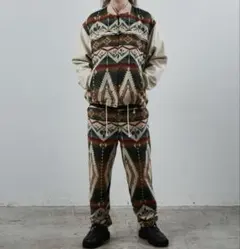 【新品 未使用 タグ付き】UNSLEDS アンセルズ 幾何学模様 ジャケット