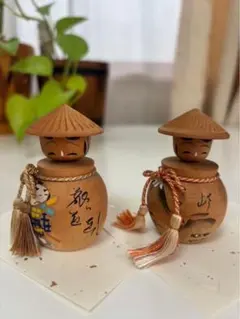 木製 笠かぶり こけし 2体セット 伝統工芸品 - メルカリ