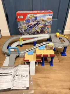 Item thumbnail for item 9248244c-89ad-4f12-9591-6d5d8f9b53eb