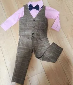 子供用フォーマルスーツ 　ブラウンチェック 男の子用　サイズ90 新品