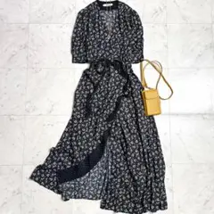 極美品♪ ヴェニット フラワープリント ウエストリボン ロングワンピース 黒