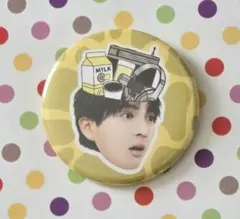 M!LK 吉田仁人 のぞいてみるく？展 ランダム缶バッチ➀