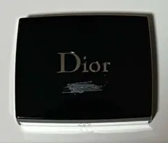 Diorサンク　クルール　クチュール022 アイシャドウ