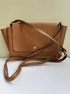 オ*症様 ブラウンショルダーバッグ　キズあり