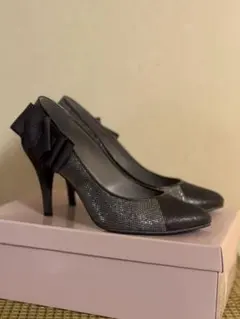 【美品】Diana シルバーラメ リボン付き ハイヒール