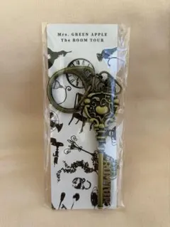 The ROOM TOUR キーホルダー Room TOUR Mrs. GREEN APPLE 鍵 - メルカリ