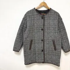 ノーカラーキルティングジャケット　M　オーバーサイズ　チェック柄　ゆったり