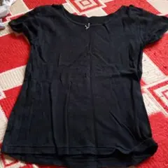 シンプル黒半袖Tシャツ