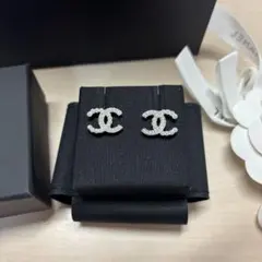 【正規品】CHANEL ココマーク パール ピアスのサムネイル