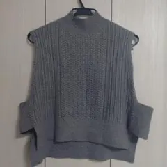 URBAN RESEARCH　ケーブルニットベスト