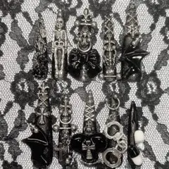 No.1┊︎ 地雷系　ネイルチップ　ジェルネイル　シルバー ブラック 量産型