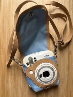 FUJI FILM INSTAX MINI25 ホワイト チェキ 本体