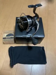 ダイワ 19セルテート 4000cxh 美品 ゴメクサスラインローラー付属