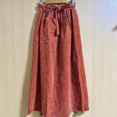 小花柄ベロアスカート