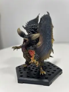 ネルギガンテ フィギュア【MHW 初回購入特典】 2025年最新】モンスターハンターワールド 特典 ネルギガンテの