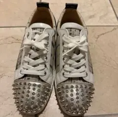 Christian Louboutinのサムネイル