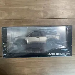 非売品】 ランドクルーザー250 ミニカー（1/43スケール）と紙袋 | Mercari