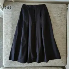 タグ付き新品未使用　GU　タフタフレアミディスカート　黒　Mサイズ
