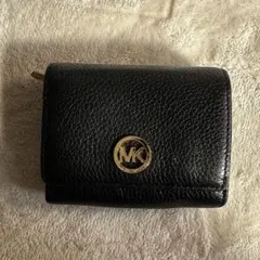 マイケルコース二つ折り財布