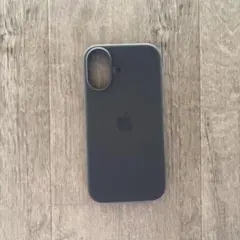 iPhone16 Apple純正シリコンケース　ストーングレイ
