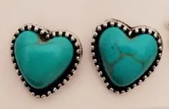 ターコイズカラー ハート型ピアス
