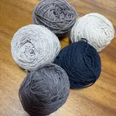 La Bien Aimée 製 Corrie Worsted