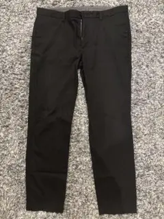 BOSS 黒 スリムフィットパンツ