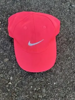 Nike ピンク ロゴキャップ
