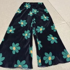 花柄パンツ
