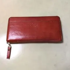 レザー製赤いファスナー長財布