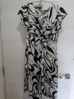 ⭐️ワンピース⭐️綺麗め⭐️大人⭐️スタイルアップ⭐️サラサラ！