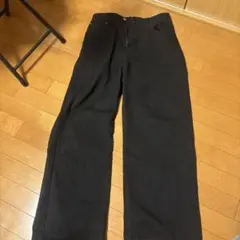 黒 ワイドデニム