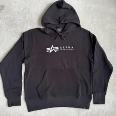 ALPHA INDUSTRIES ブラックパーカー
